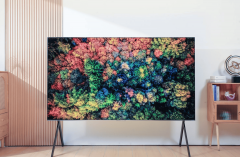 而且其影视闲冲破了保守语音节制的指令式交互